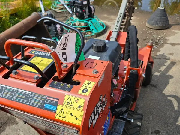 2021 Ditch Witch C14
