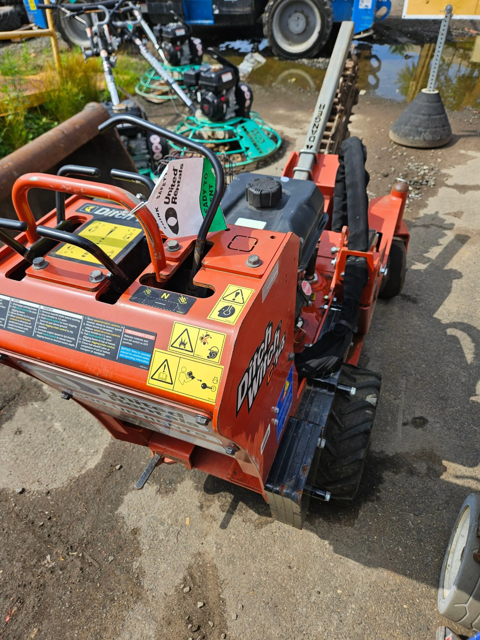 2021 Ditch Witch C14