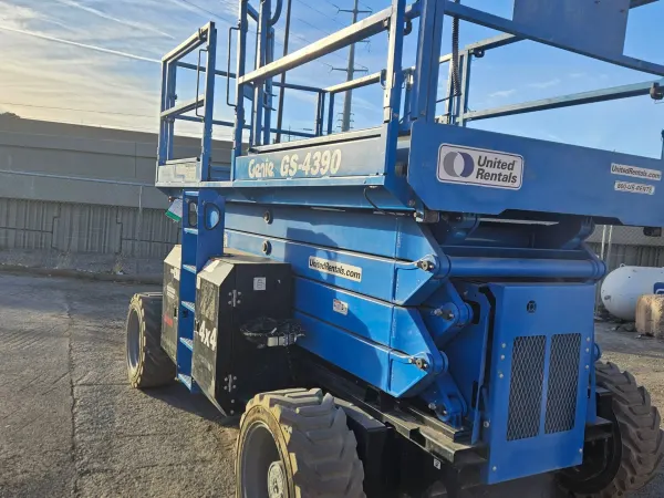 2019 Genie GS-4390 RT Rough Terrain