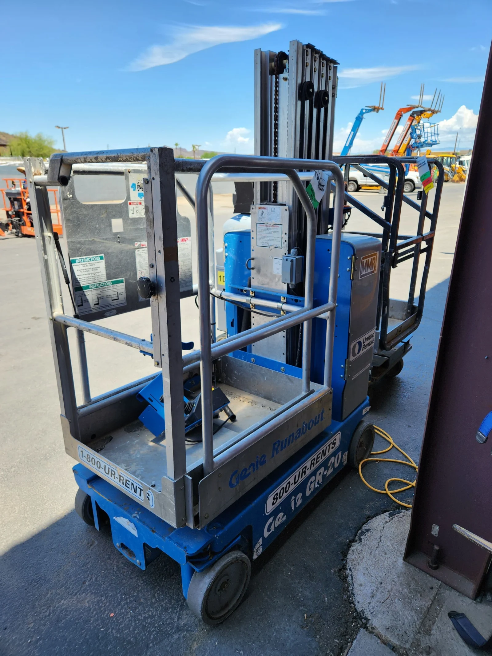 2016 Genie GR-20 Self-Propelled One-Person