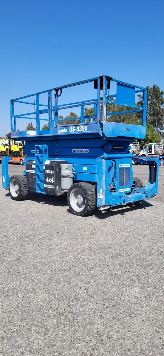 2017 Genie GS-5390 RT Rough Terrain