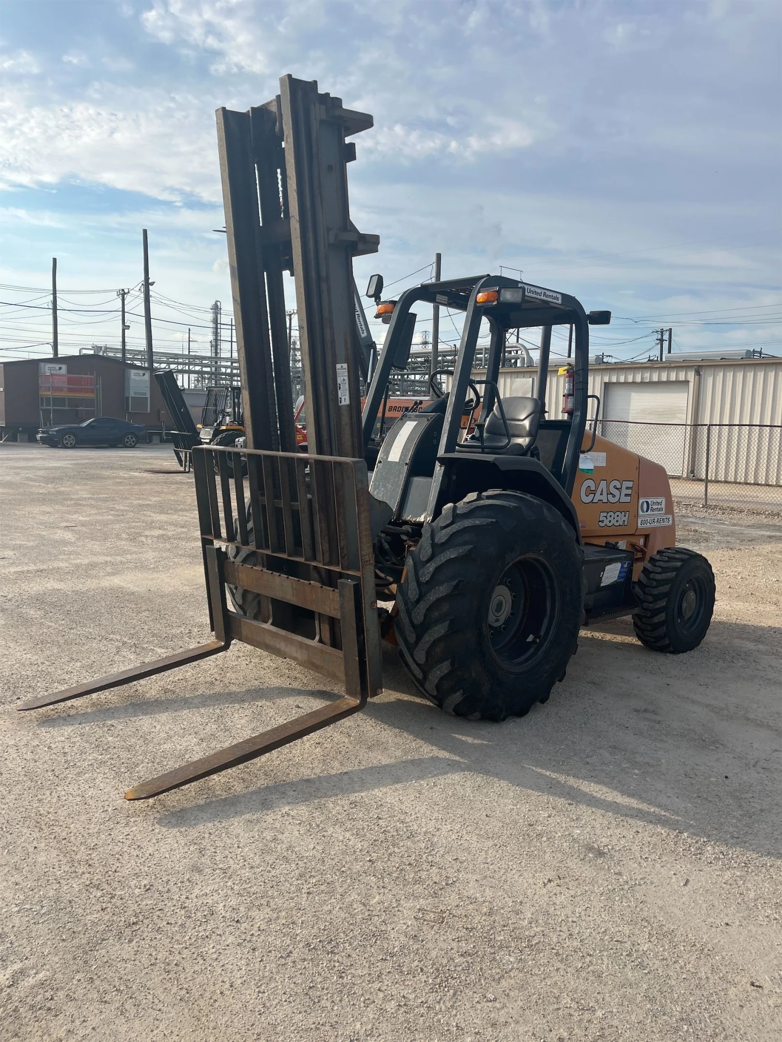 2019 Case 588H