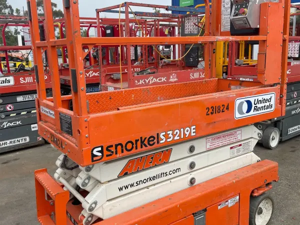 2019 Snorkel S3219E