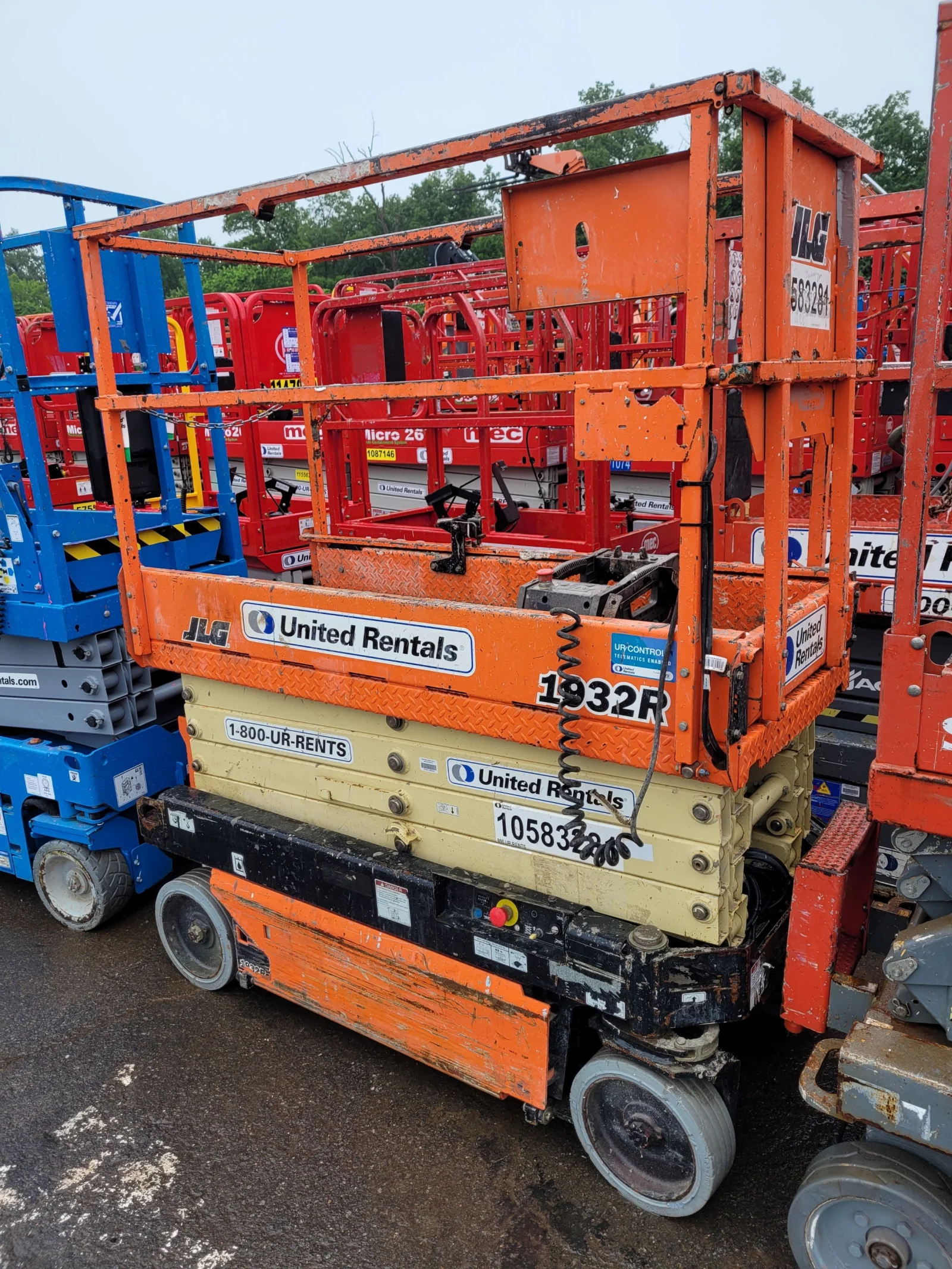 2017 JLG 1932R