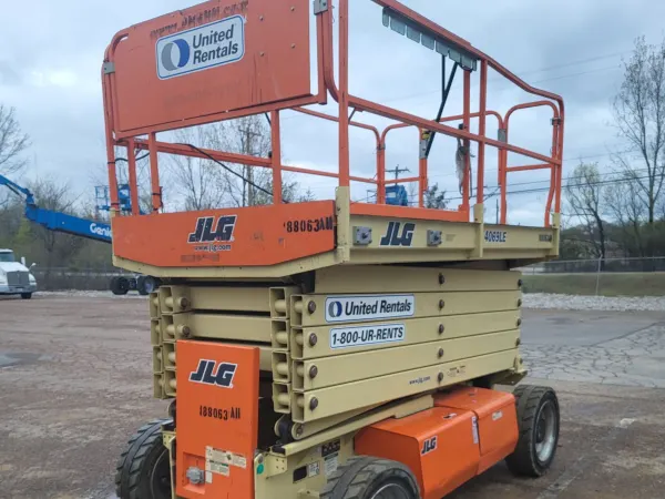 2017 JLG 4069LE