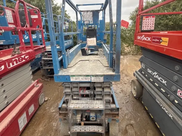 2018 Genie GS-1930