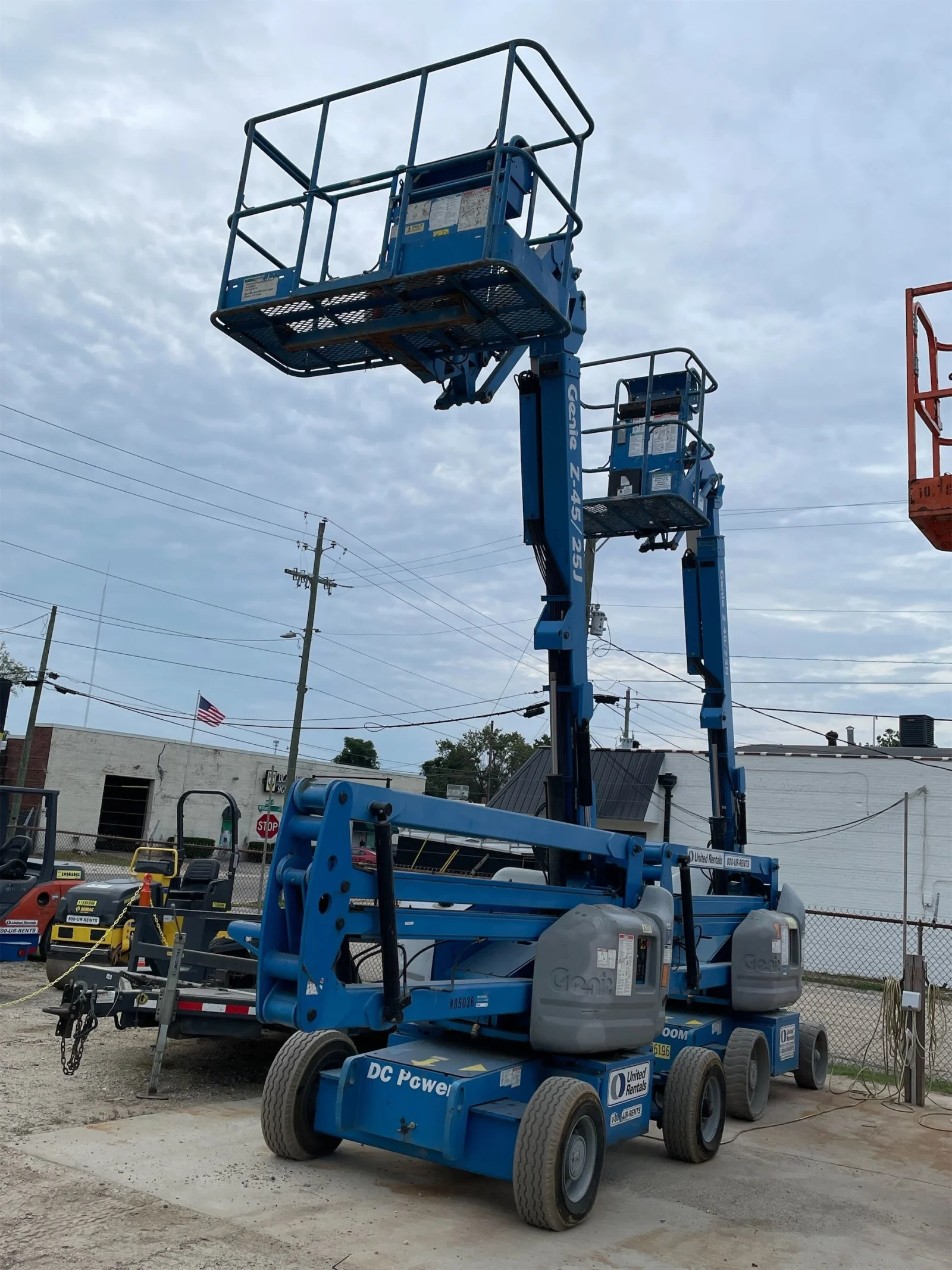 2013 Genie Z-45/25J-DC-Articulating