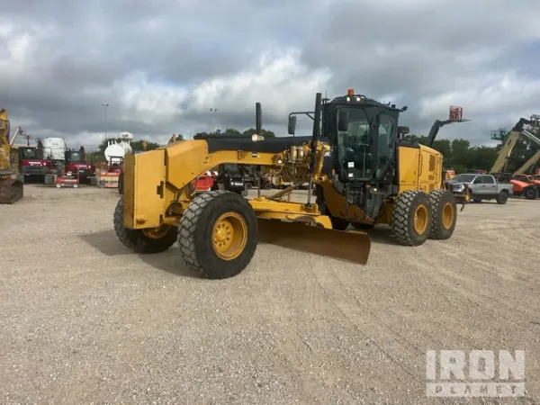 2014 Caterpillar 140M2 VHP Plus