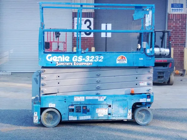 2015 Genie GS-3232