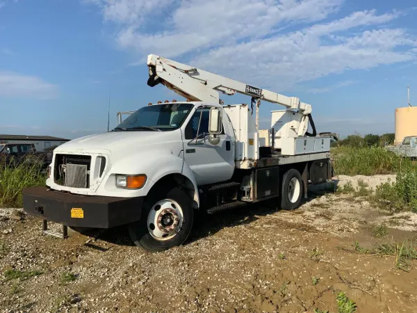 2005 FORD F650 SC