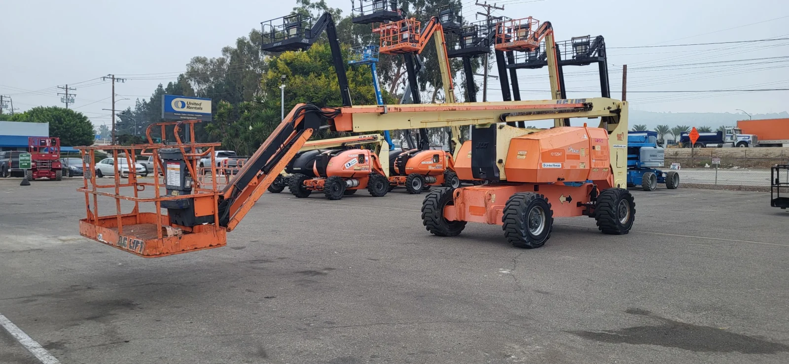 2013 JLG 800AJ Articulating