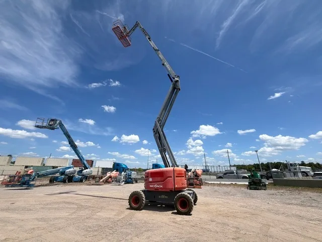 2017 Skyjack SJ63AJ