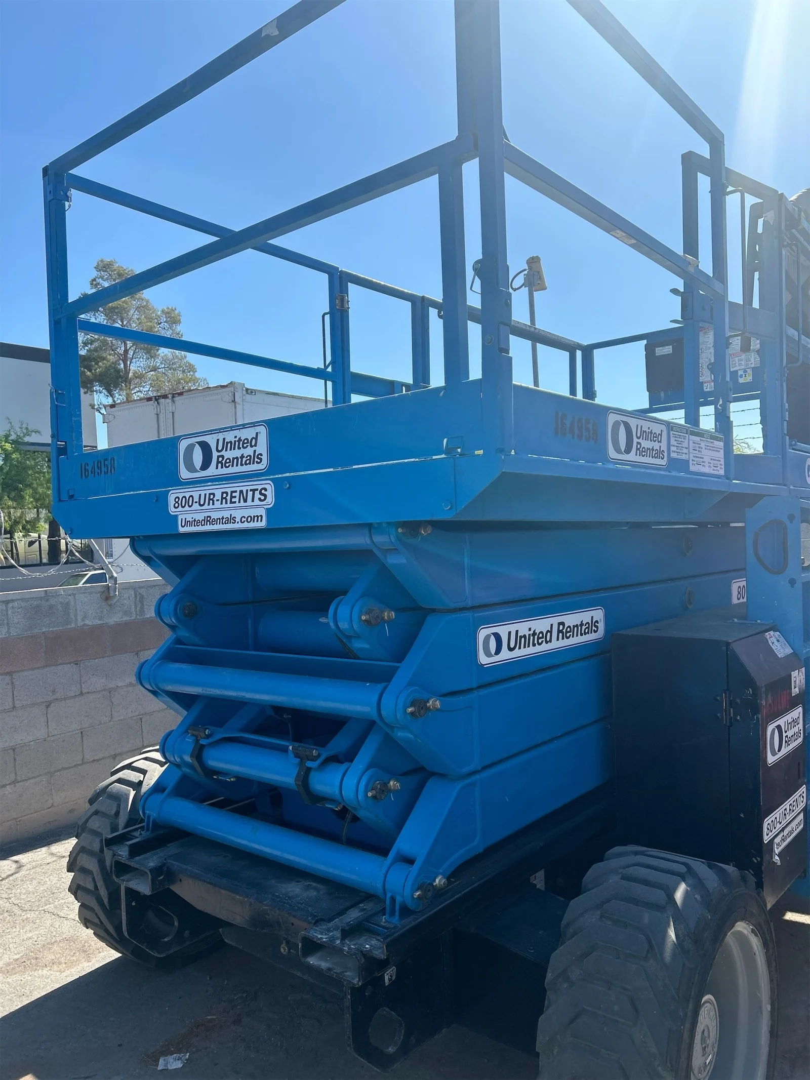 2017 Genie GS-4390 RT Rough Terrain