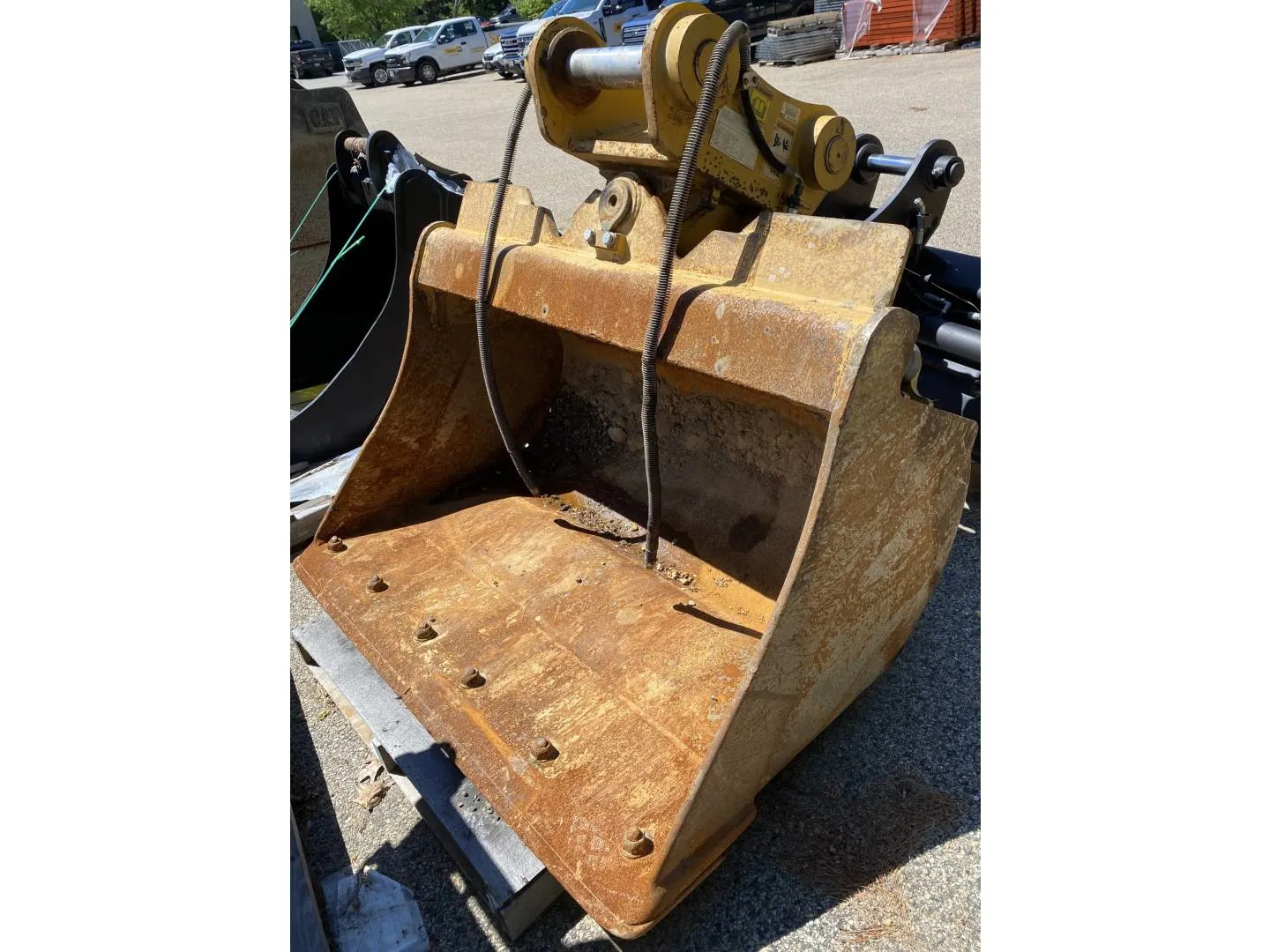 2022 Caterpillar 320-325 60" TILT BUCKET