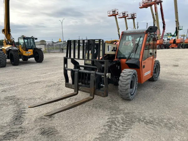 2022 JLG G5-18A
