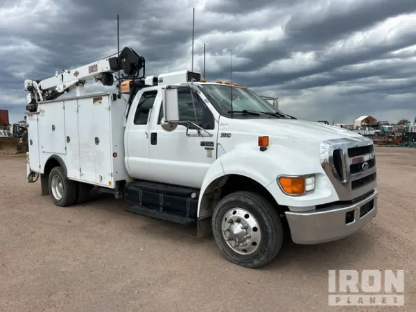 2004 Ford F-650