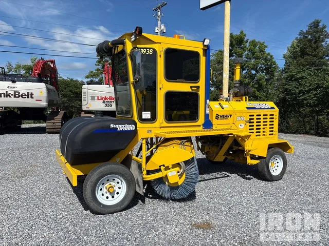 2024 Superior Broom DT74J