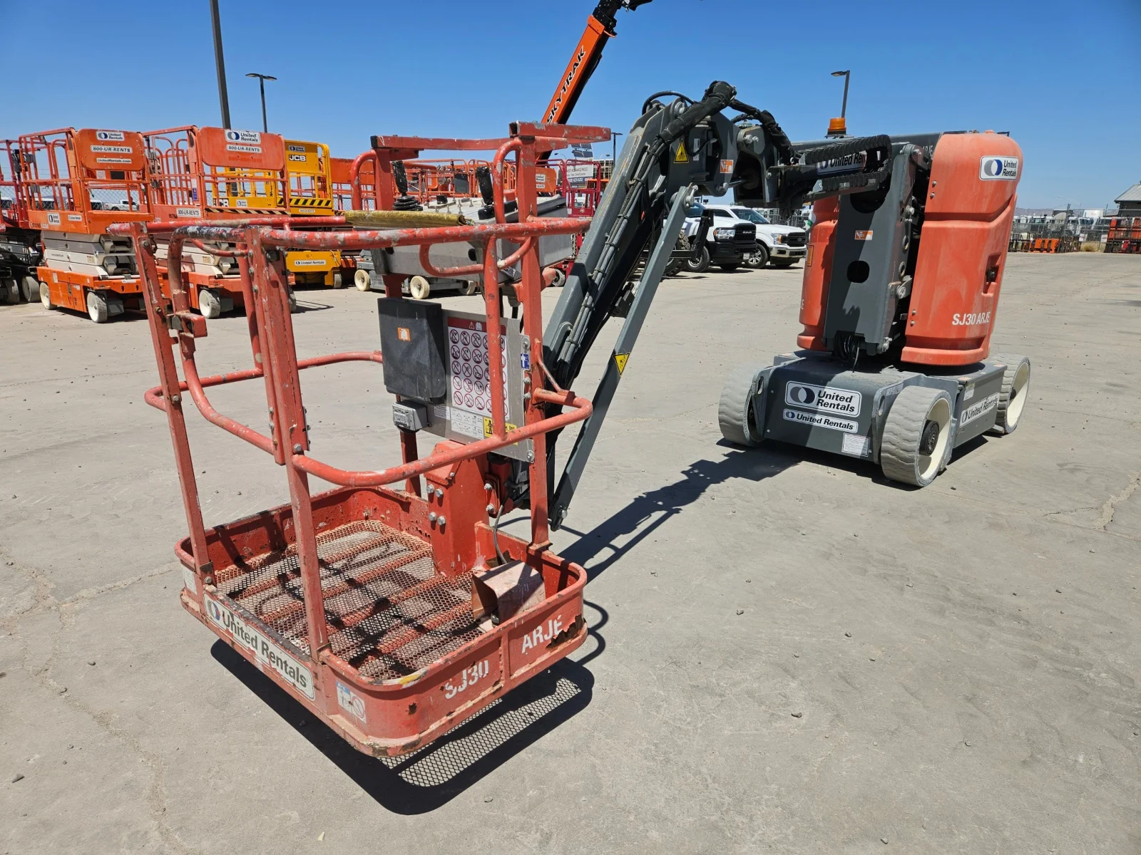2018 Skyjack SJ30ARJE Articulating