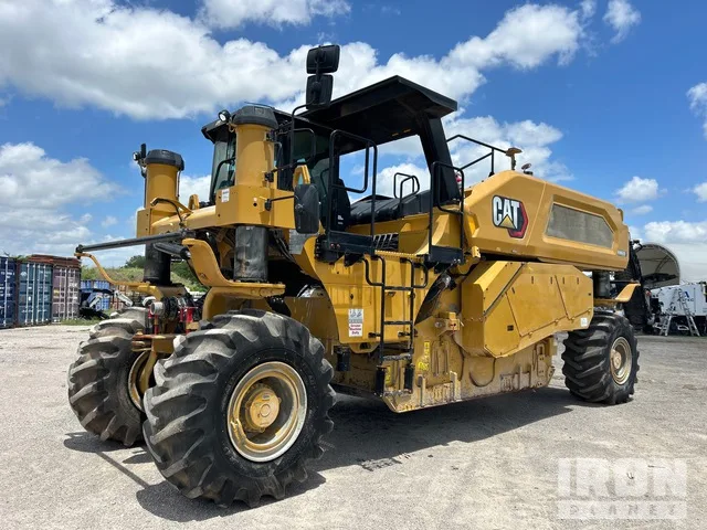 2024 Caterpillar RM600