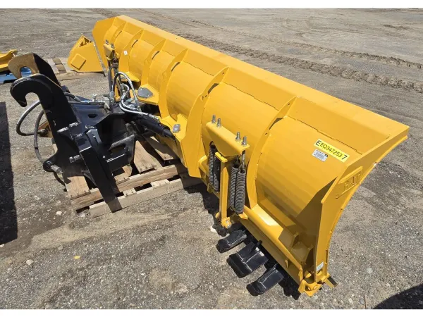 2023 Caterpillar 12' SNOW PLOW, IT