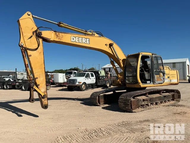 2000 John Deere 200LC
