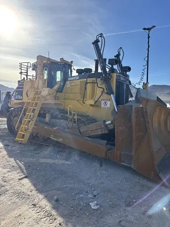 2021 Komatsu D375A-8