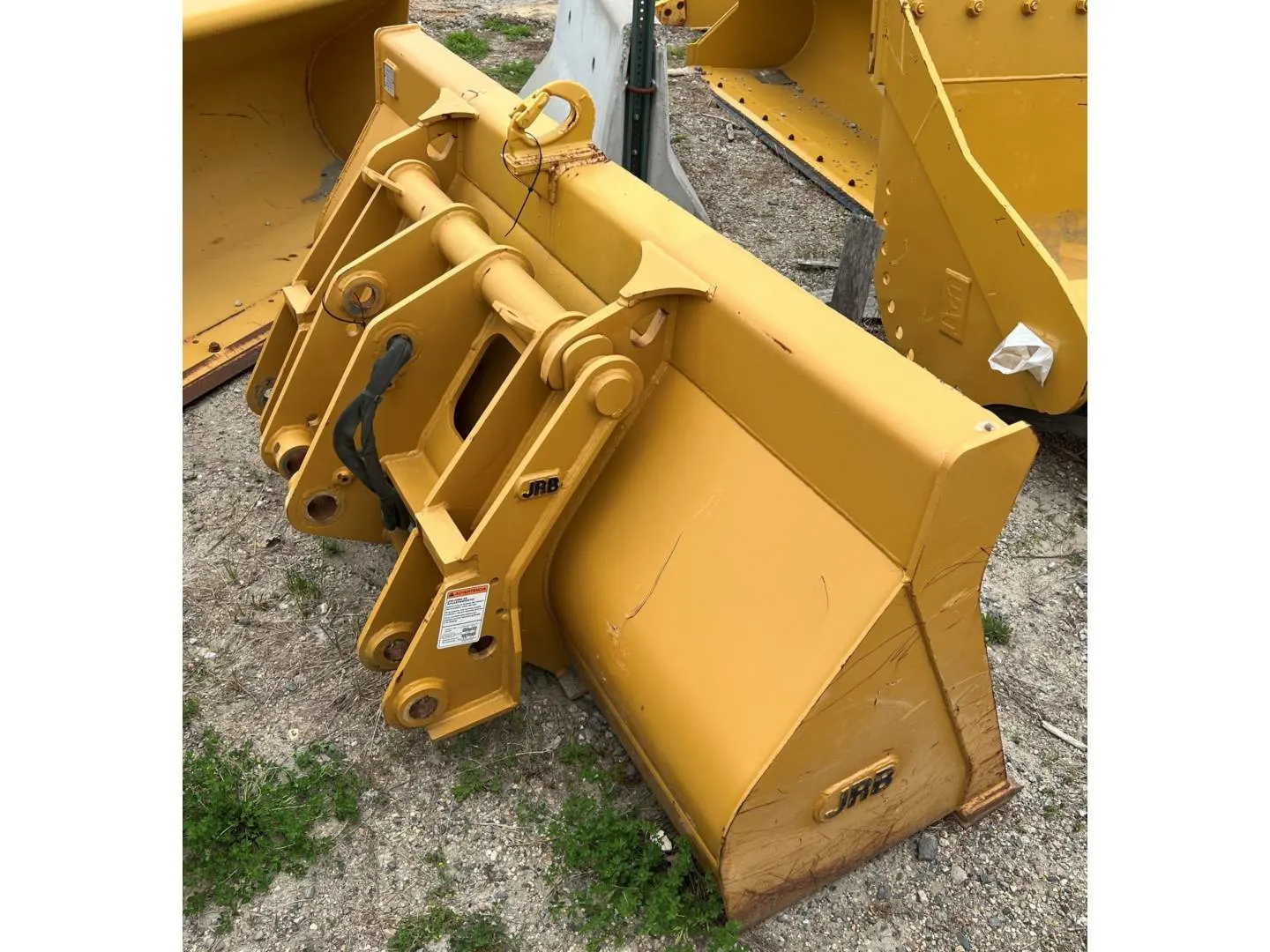 2017 Caterpillar 415F JRB BUCKET AND COUPLER COMBO
