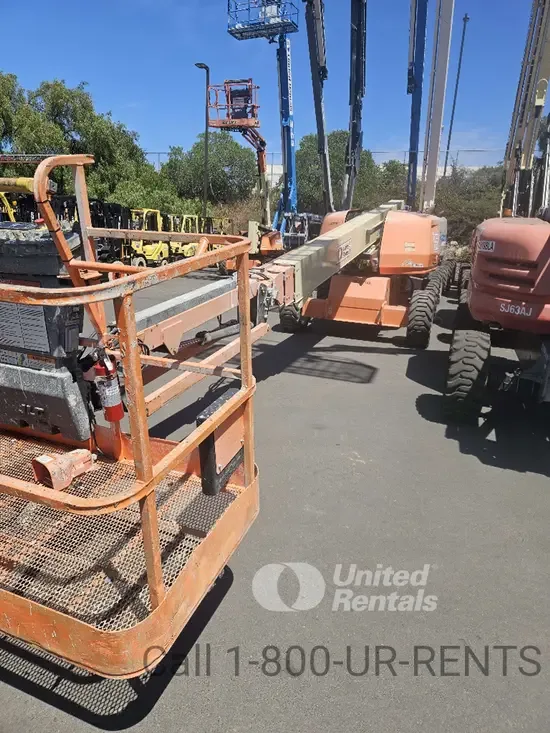 2018 JLG 660SJ