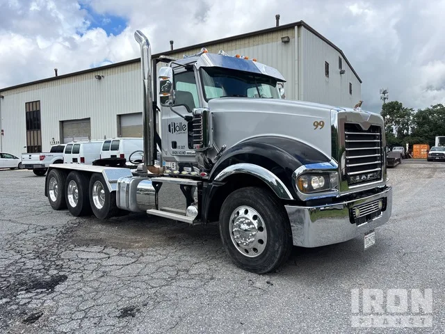 2014 Mack TD713