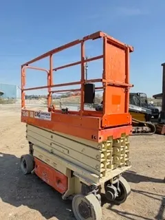 2015 JLG 2632ES