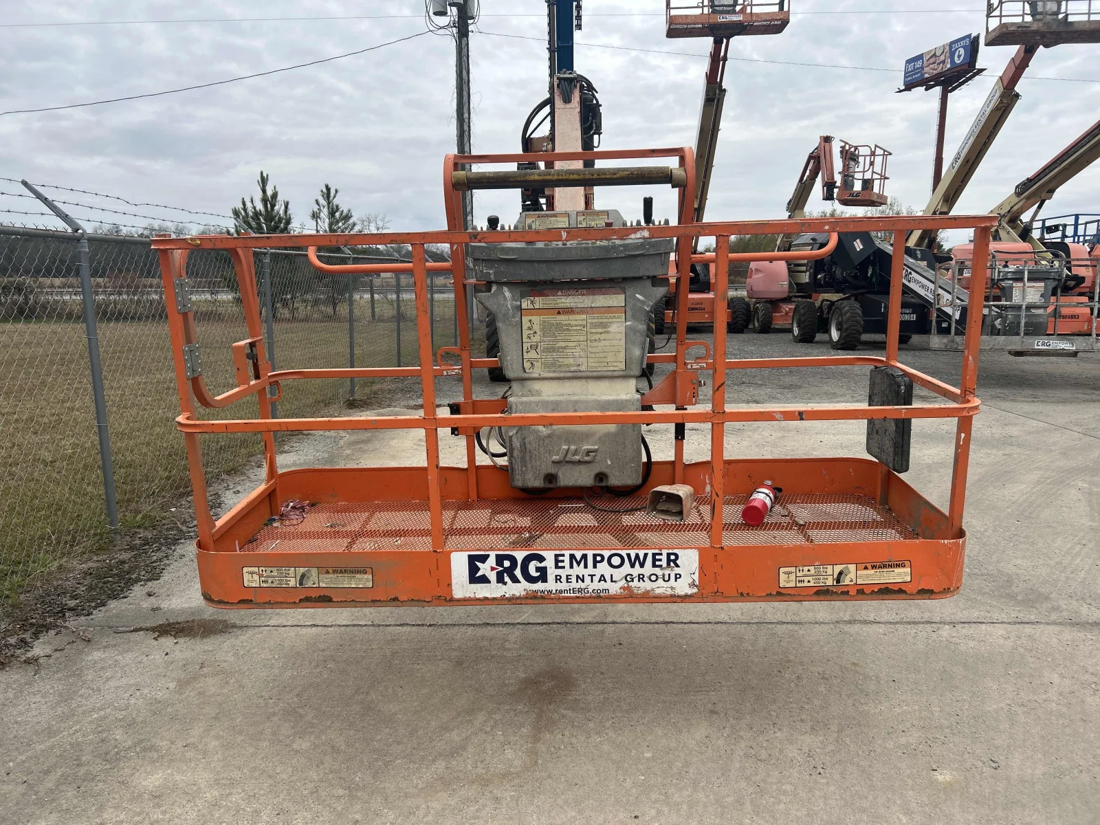 2011 JLG 1350SJP