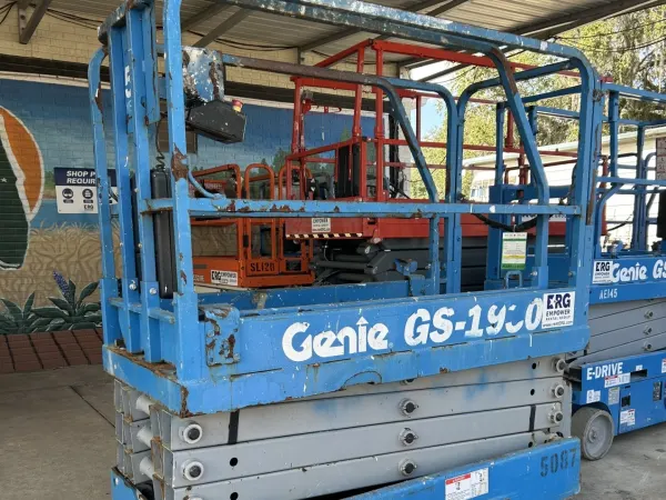 2016 Genie GS-1930