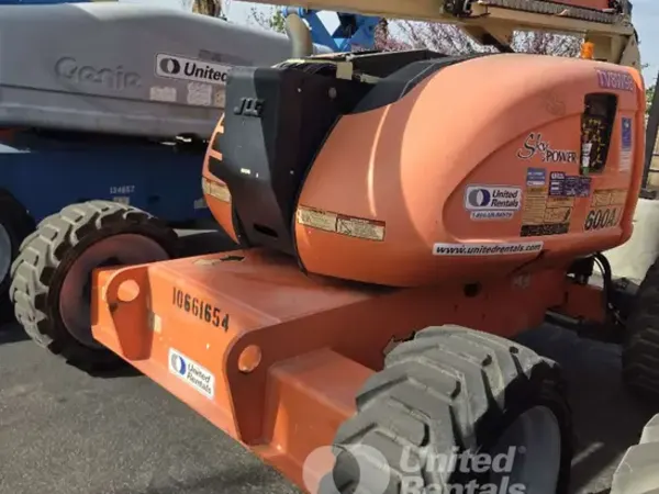 2017 JLG 600AJ Articulating