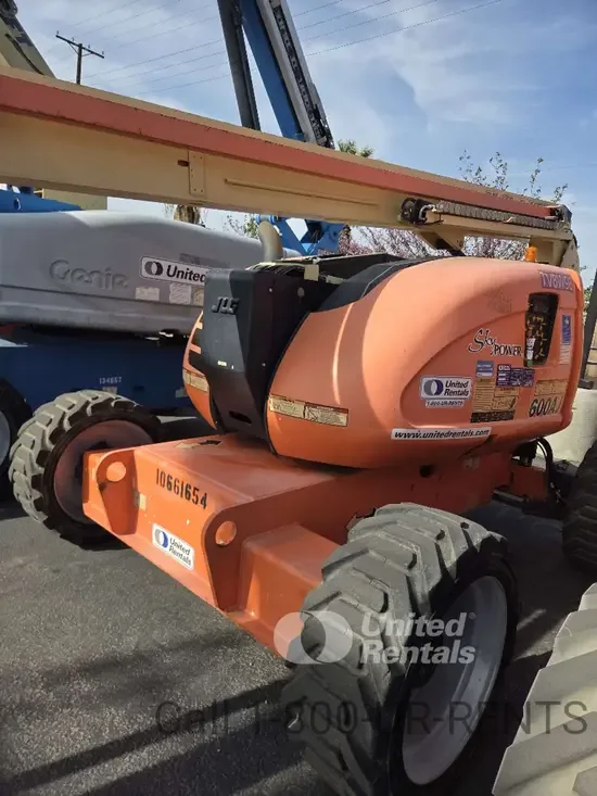 2017 JLG 600AJ Articulating