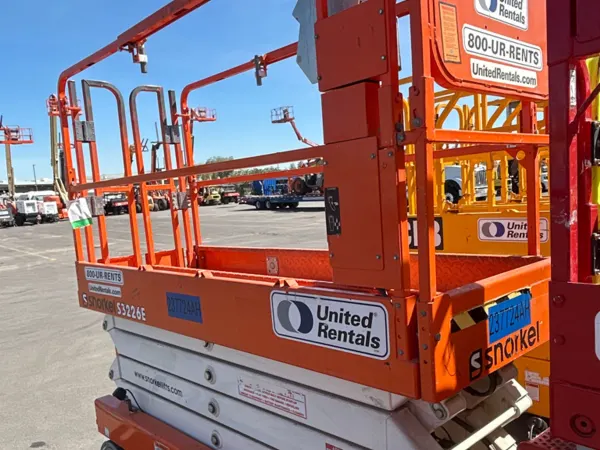 2019 Snorkel S3226E