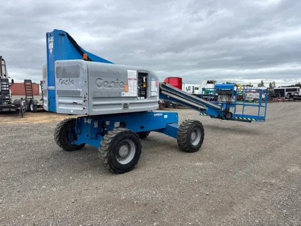 2017 Genie S-40