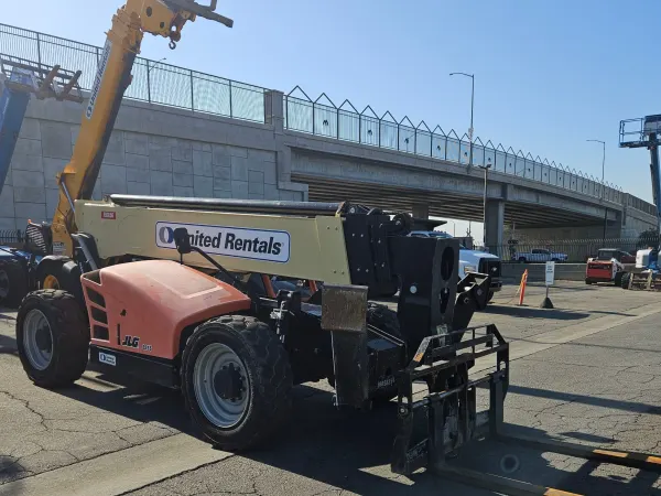 2018 JLG 1255