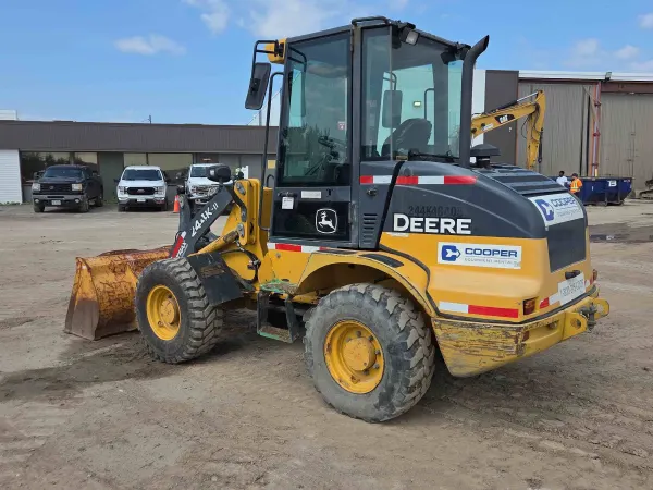 2018 John Deere 244K-II