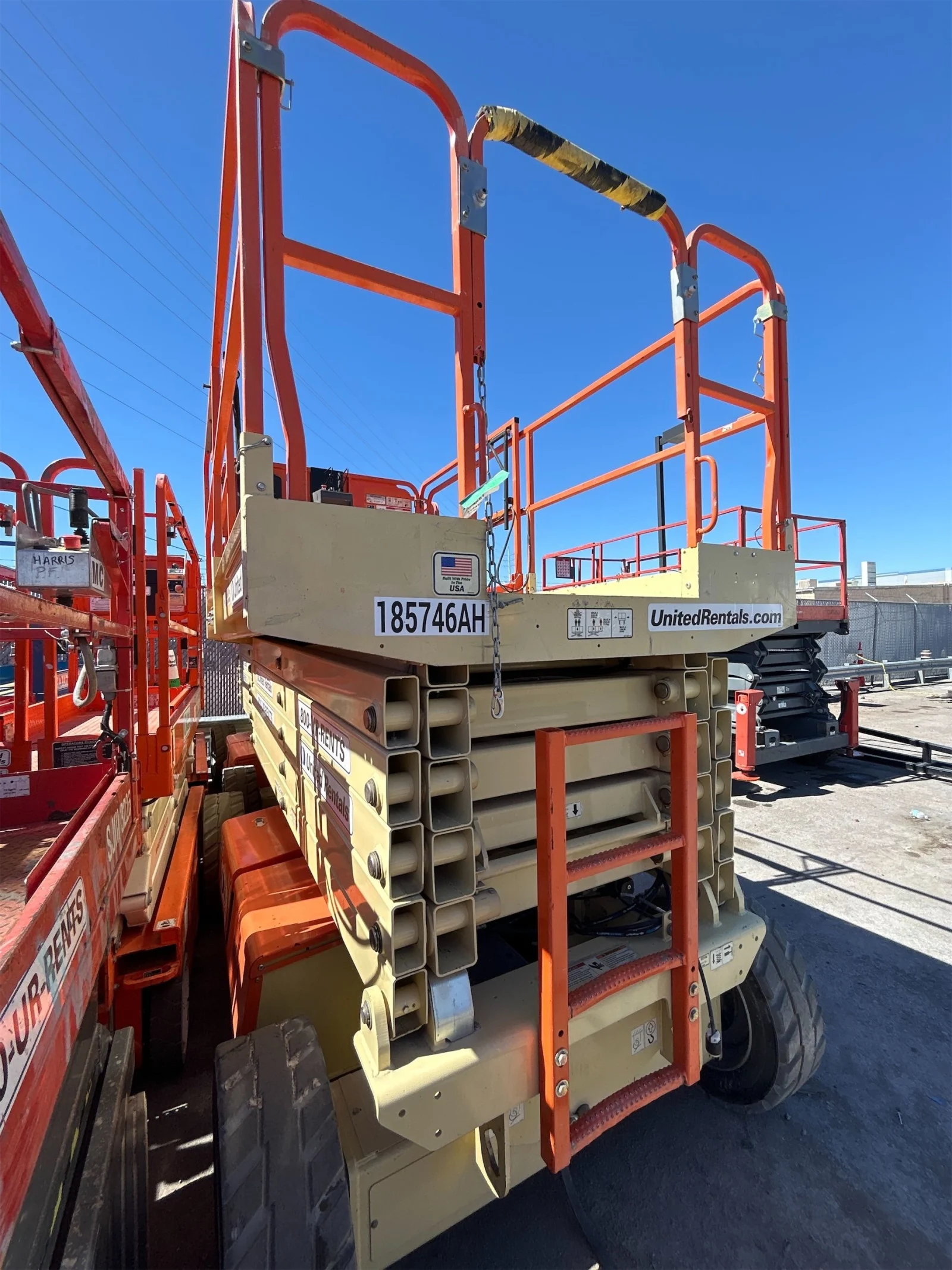 2017 JLG 4069LE