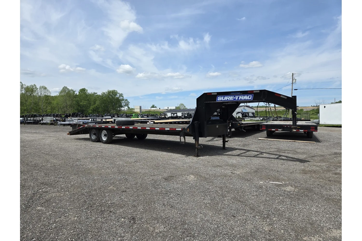 2019 Sure-Trac Gooseneck Deckover Trailer - 102in x 25ft, 15,000 GVWR - front view