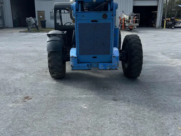 2015 Genie GTH-1056