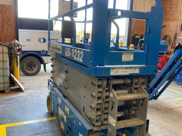2017 Genie GS-3232