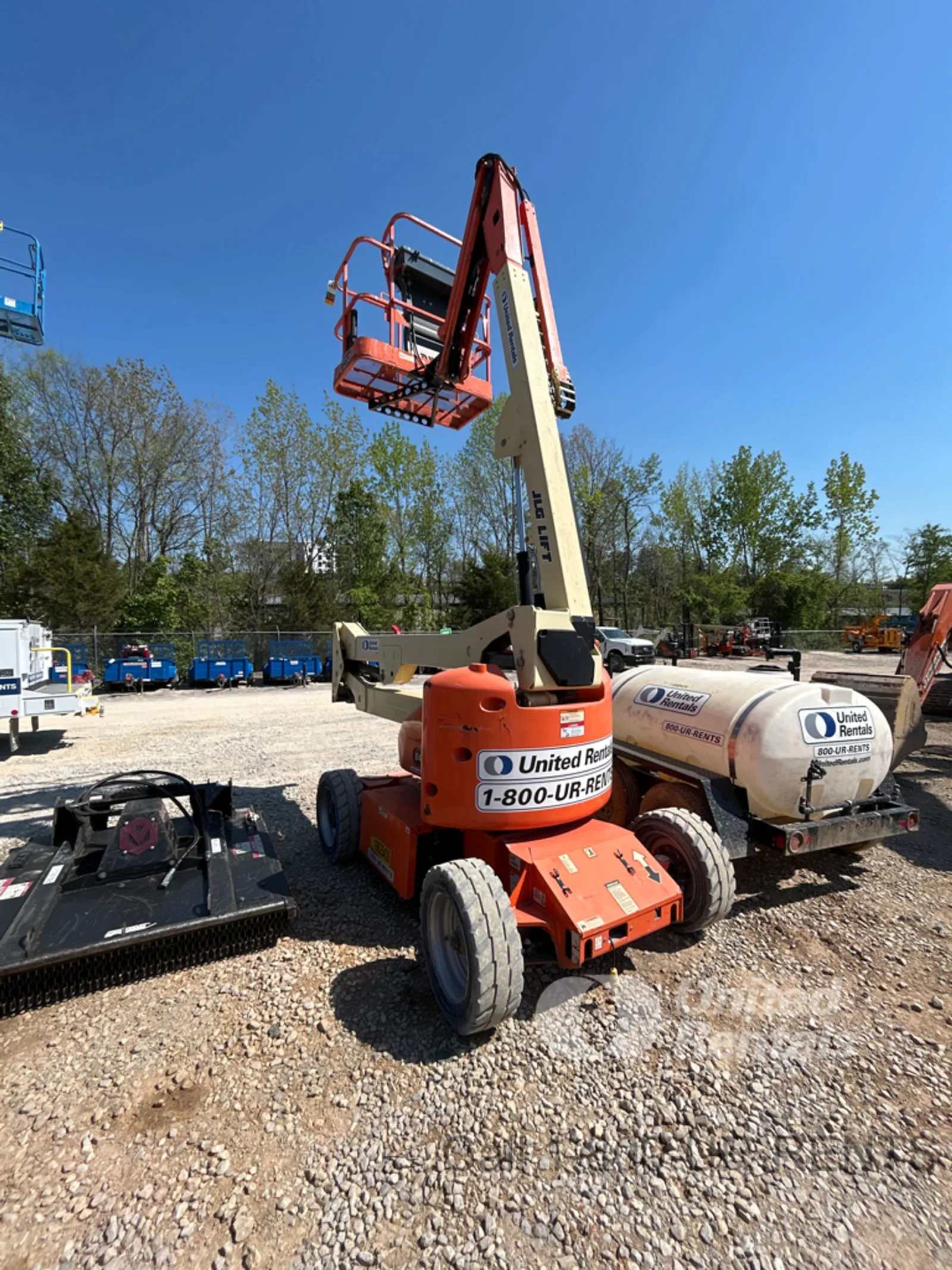 2017 JLG E450AJ Articulating