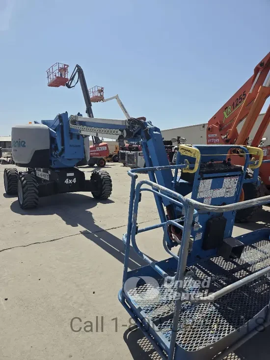 2018 Genie Z-62/40J Articulating