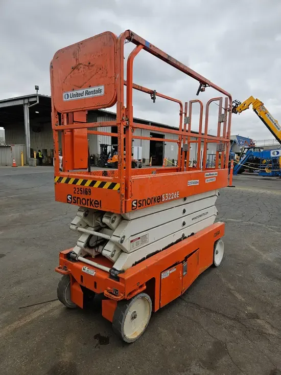 2019 Snorkel S3226E