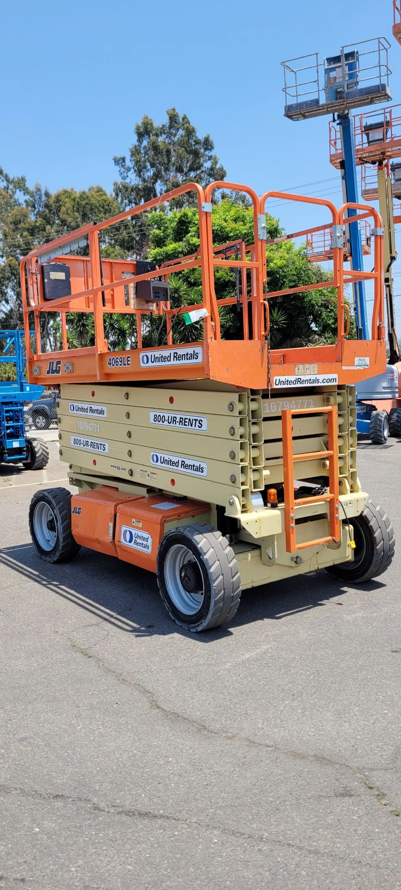 2018 JLG 4069LE