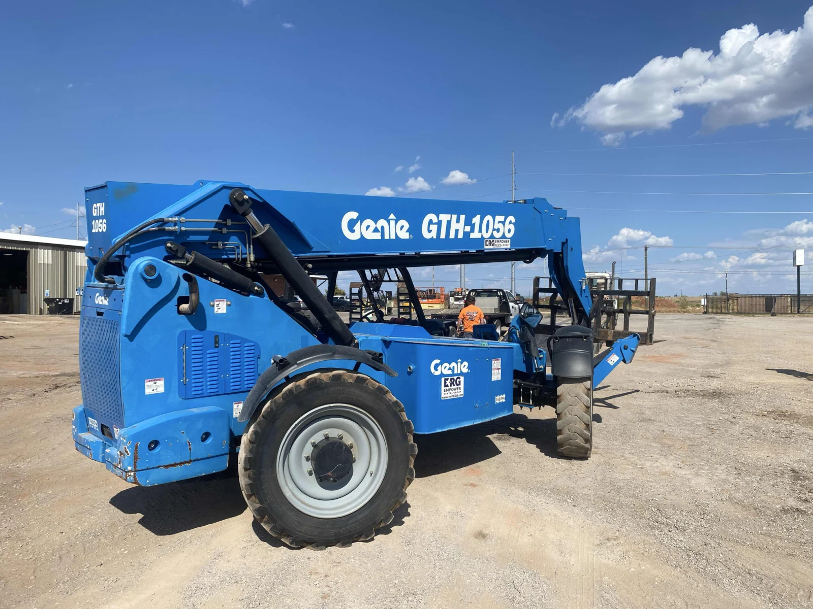 2017 Genie GTH-1056