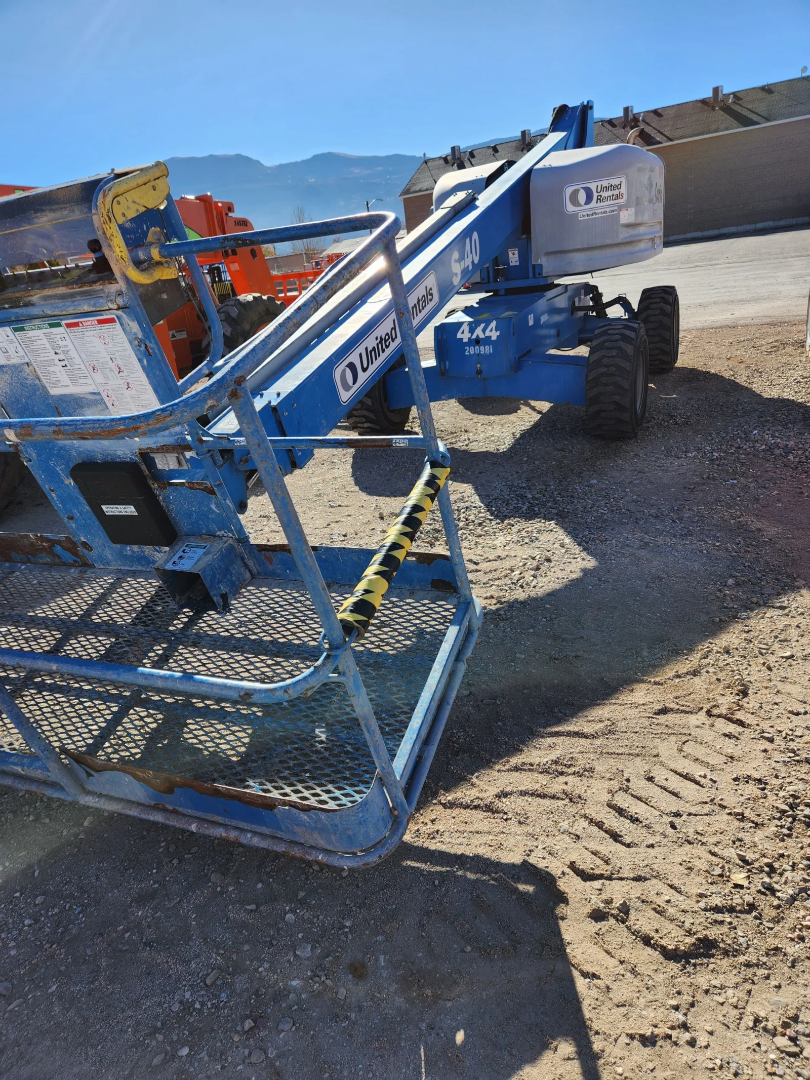 2017 Genie S-40