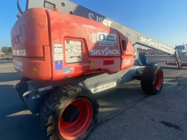 2018 Skyjack SJ86T