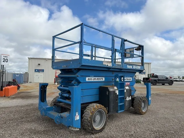 2017 Genie GS-5390 RT